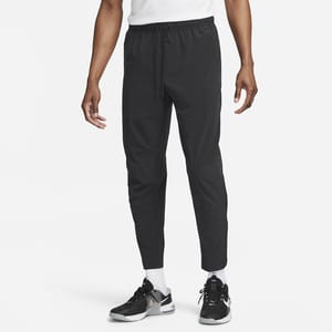 Nike Unlimited Men's Dri-FIT Zip Cuff Versatile Trousers. Nike CA